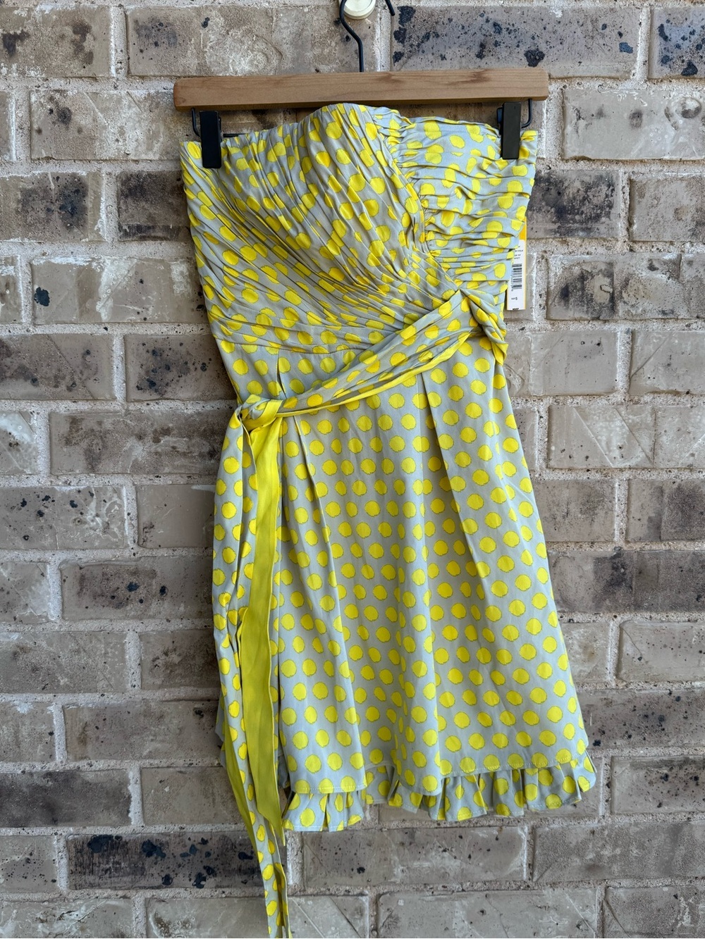 Alice + Olivia Strapless Yellow Polka Dot Dress NWT Size small